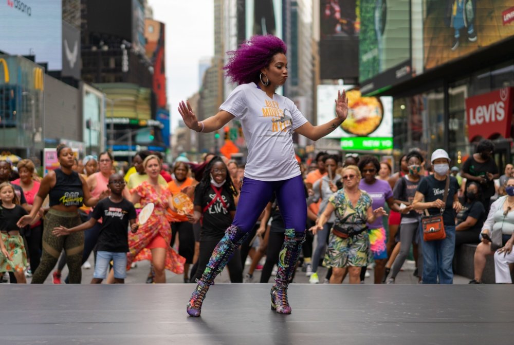 Alvin Ailey: How a Historic Dance Organization Rakes In Philanthropic Support